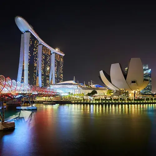 Study in Singapore and experience Marina Bay Sands at night as a symbol of innovation and learning